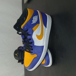 Nike Mens Air Jordan 1 Mid Lakers Yellow Purple  Basketball Shoes Size 9
